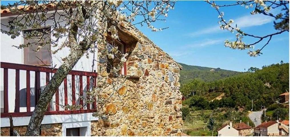 Location de vacances pour 5 personnes, avec balcon et vue, adapté aux familles à Proença-a-Nova