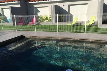 Gîte pour 6 personnes, avec piscine ainsi que jardin et terrasse à Saint-Jean-Lasseille