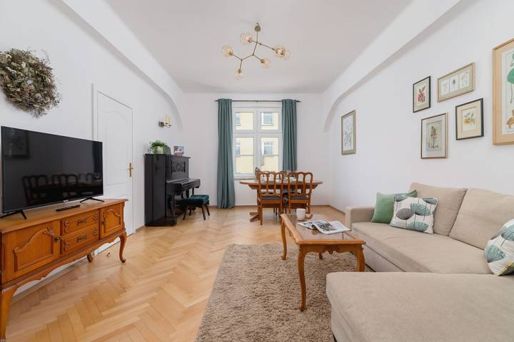 Apartamento entero, Stylish Apartment in the Center | Balcony, Air Conditioning, Work in Cracovia, Pequeña Polonia (región histórica)