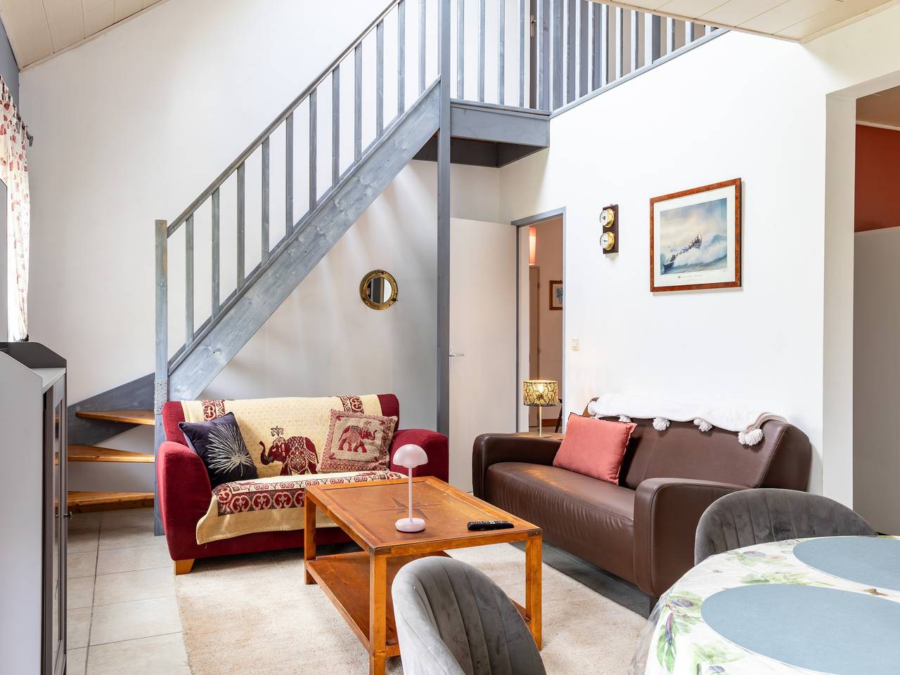 Holiday Home 'War Ar Maez' with Private Terrace, Garden, and Wi-Fi in Pleumeur-Bodou, Pink Granite Coast