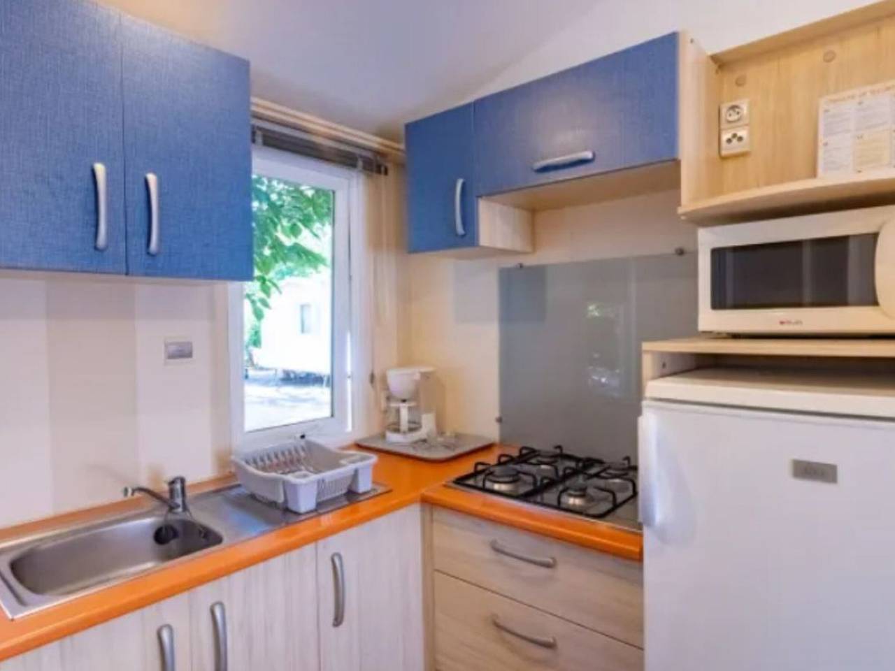 Mobilheim 3 Zimmer, 4 Pers., in der Nähe von Montblanc in Montblanc, Mittelmeerküste (Frankreich)