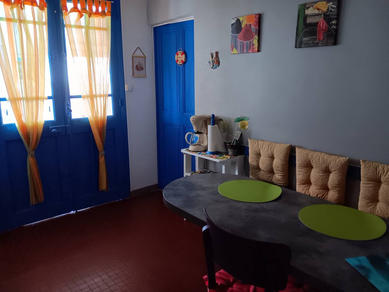 Detached Cottage Near Town Center in La Faute-sur-Mer in L'Aiguillon-la-Presqu'île, Vendée