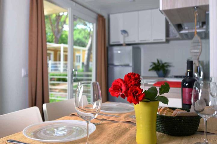 Wohnwagen für 5 Personen, mit Garten in der Toskana - 4