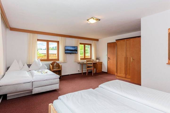 Ferienwohnung für 3 Personen, mit Terrasse und Garten in Leogang - 4