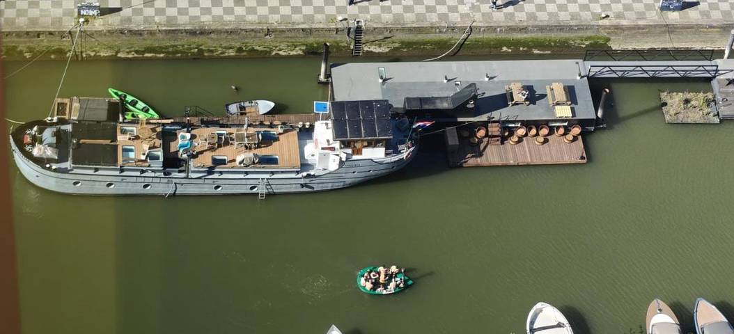 Boot für 5 Personen, mit Balkon und Terrasse sowie Whirlpool und Sauna in Rotterdam