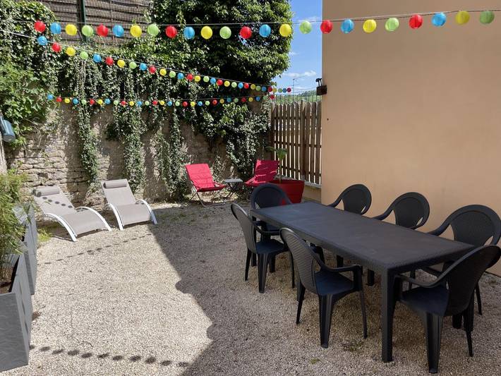 Gîte pour 7 personnes, avec terrasse, animaux acceptés
