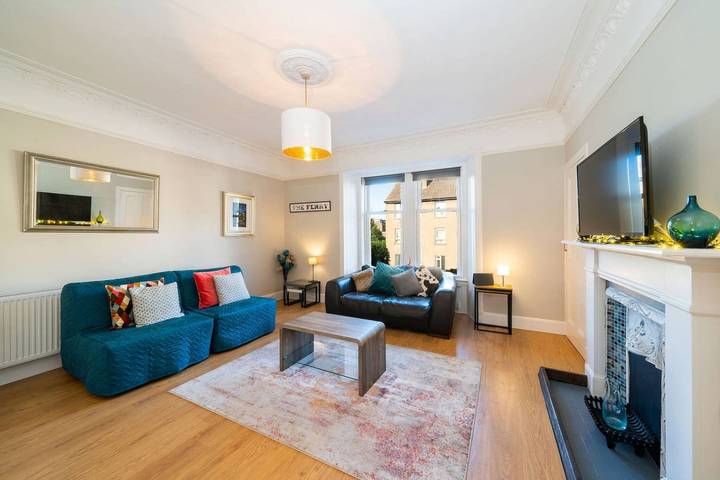 Apartment for 2 people, with pets in Dundee