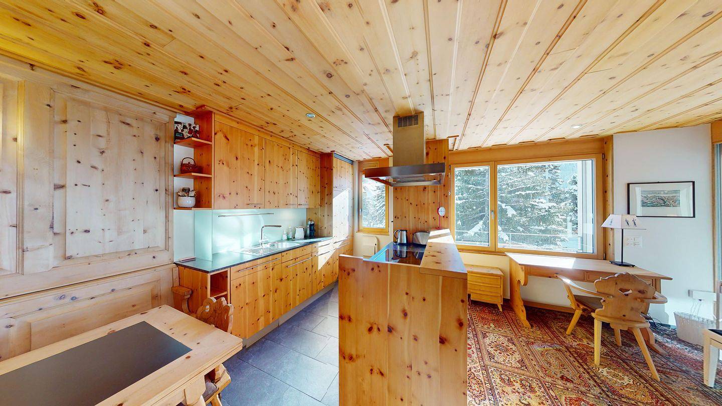 Ganze Wohnung, Apartment Chalcherin - Elegante Ferienwohnung mit Arvenholz in Celerina in Celerina, Sankt Moritz
