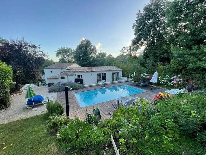 Chalet para 6 personas, con vistas además de piscina y jardín, Se admiten mascotas - 1