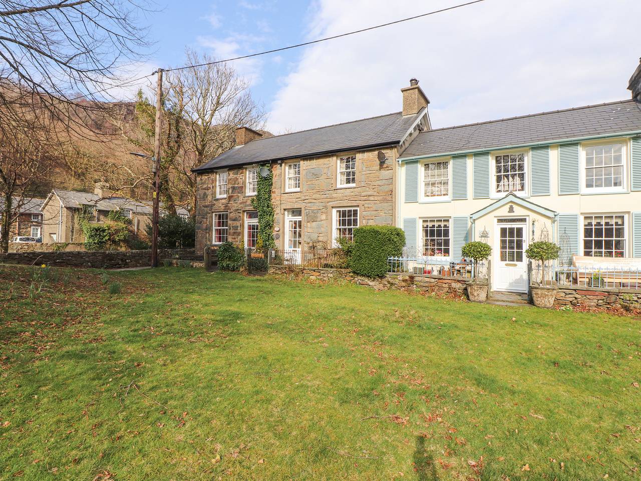 Brackenbury Cottage in Beddgelert, Snowdonia