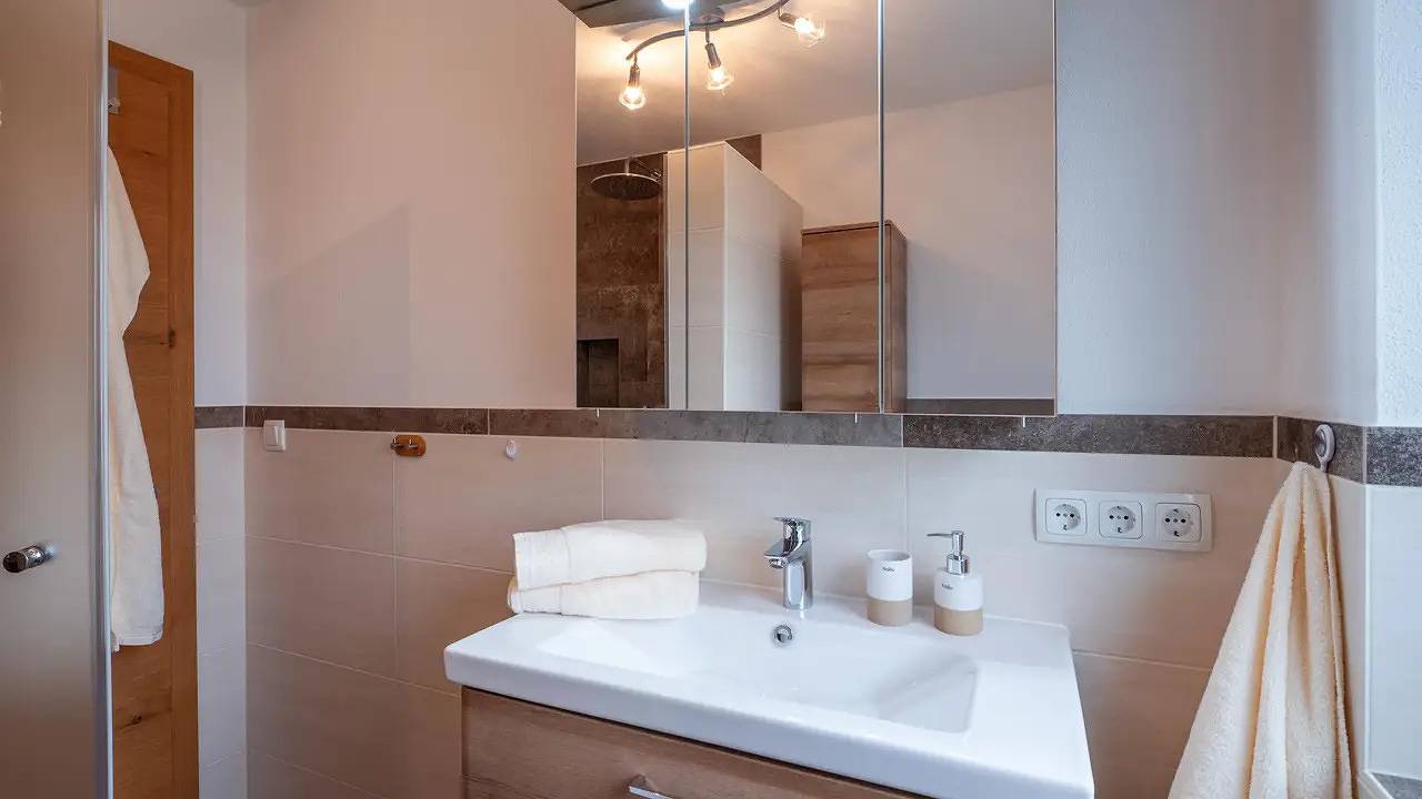 Geheel vakantieappartement, Vakantieappartement voor 4 personen met tuin in Söll, Kaisergebirge