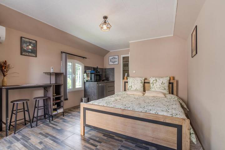 Location de vacances pour 3 personnes, avec terrasse et jardin à Esbly - 4