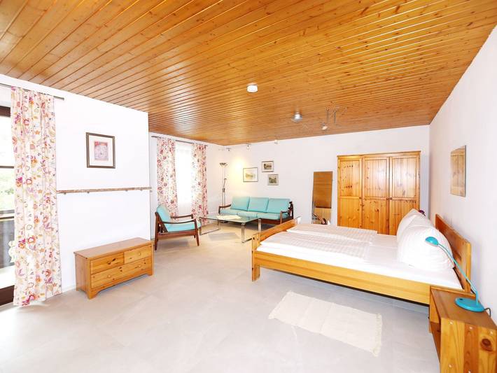 Ferienwohnung für 2 Personen, mit Balkon in Bernau am Chiemsee - 3