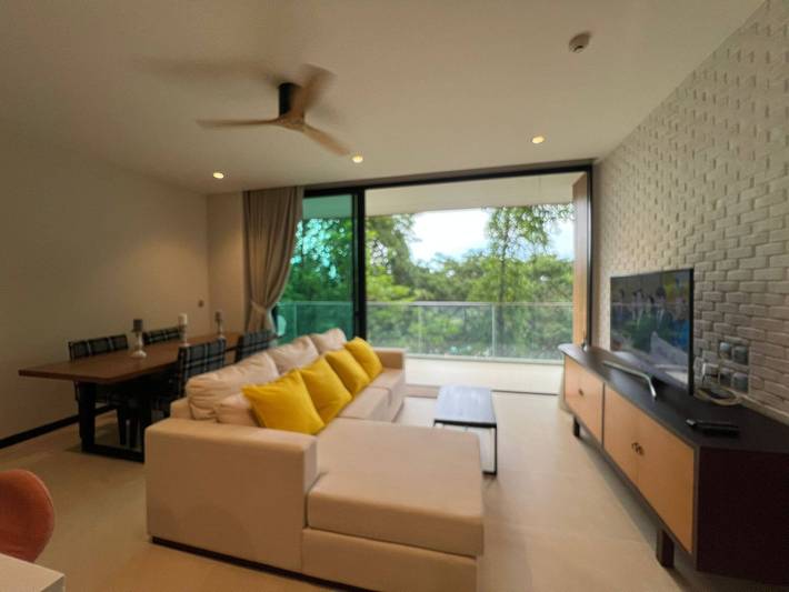 Glamping for 8 people, with view and lake view as well as terrace and garden in Thailand