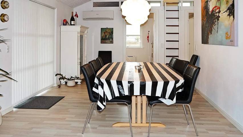 Ferienhaus für 11 Personen, mit Garten und Whirlpool, mit Haustier in Øster Hurup - 4