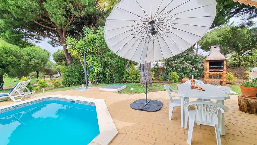 Holiday Home 'Maria - Vilamoura Golf Side' with Pool, Terrace and Wi-Fi in Quarteira, Faro District