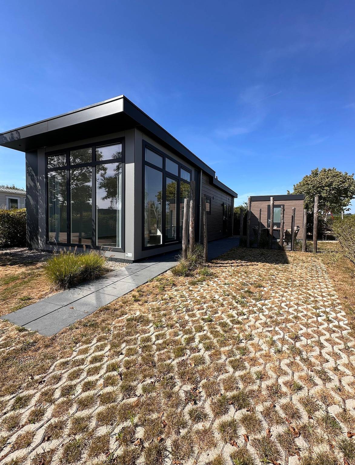 Chalet 'Arcabo Beachhouse' mit privater Terrasse, Garten und Wlan in Scharendijke, Zeeuwse Kust