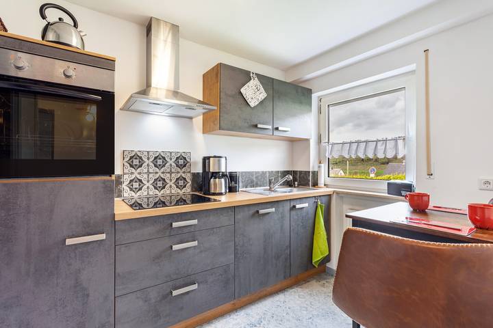 Hel lejlighed, Vacation apartment "Wilde Schanze", 55sqm, with garden and wifi. in Hoppecke, Brilon