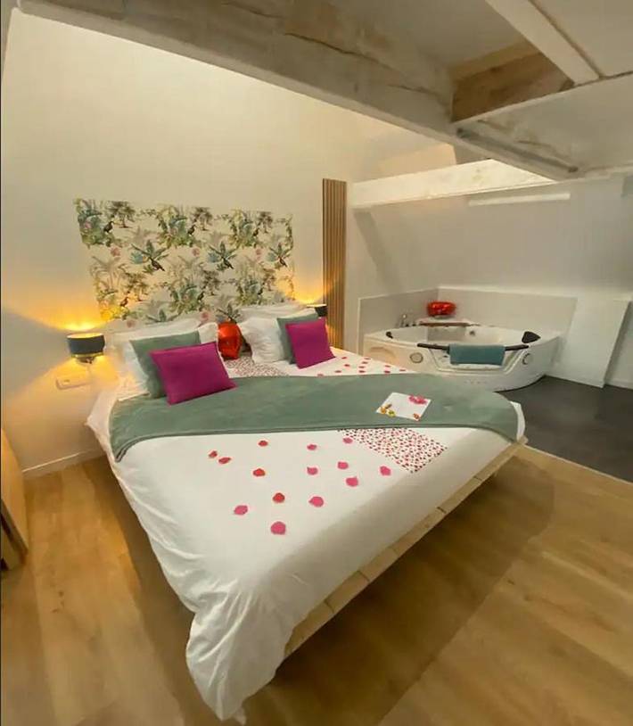 Gîte pour 2 personnes, avec jacuzzi à Pierrefonds - 3