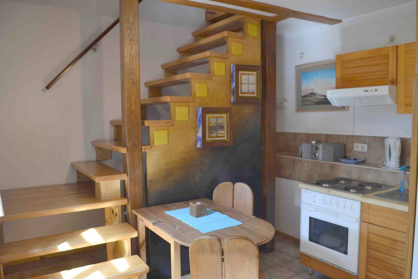 Geheel vakantieappartement, Abh Am Blauen Hof - 2. Ferienwohnung auf zwei Etagen, 40qm, 1 Wohn-/Schlafzimmer, max. 3 Personen in Weimar, Weimar en omgeving