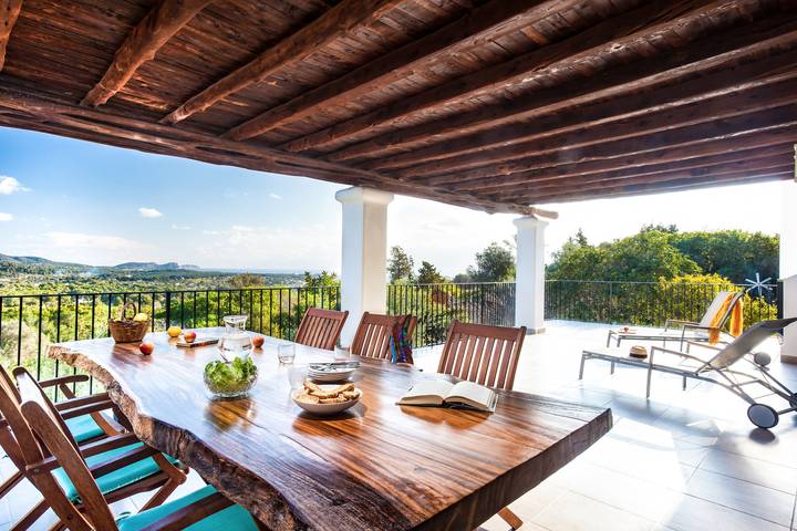 Villa pour 8 personnes, avec Terrasse et Jardin dans 