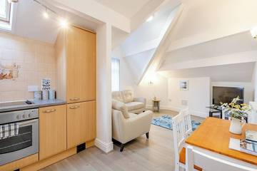 Apartment for 4 People in Lytham St Annes, Blackpool Pleasure Beach, Photo 3