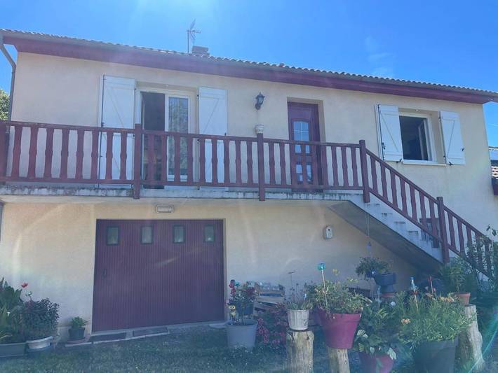 Location de vacances pour 2 personnes, avec balcon à Saint-Pardoux