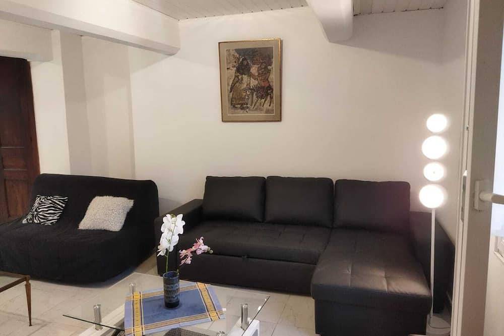 Apartamento entero, Superb, quiet, comfortable studio 15 minutes' walk from Croisette in Cannes, Region de Cannes