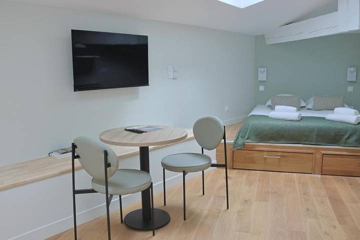 Gîte pour 2 personnes dans Basilique Saint-Seurin de Bordeaux - 4