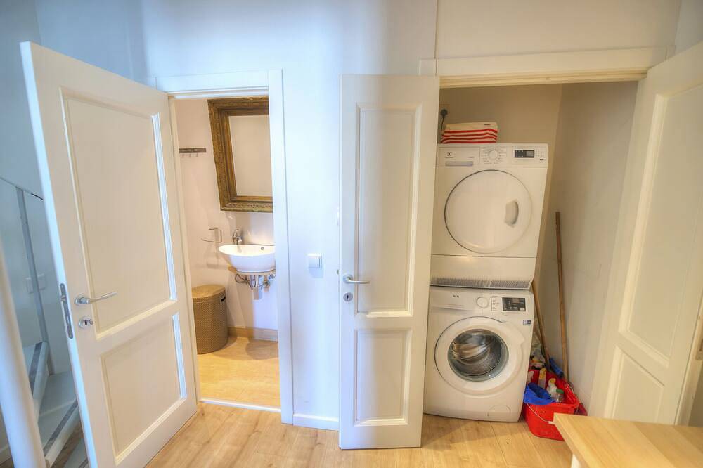 Ganze Wohnung, Comfy 1 bedroom - Sun terrace & sea views in Valletta, Insel Malta