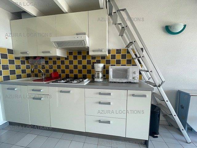 Gîte pour 4 personnes, avec terrasse et piscine, animaux acceptés dans Plage Richelieu - 3