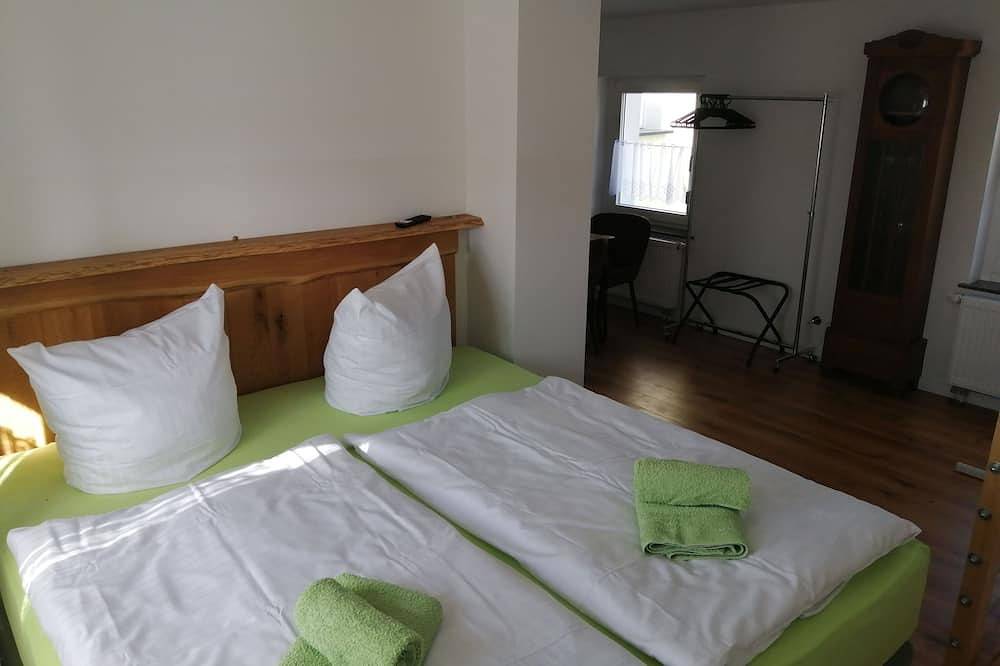 Entire apartment, Kastanienhof Lübben - Ferienwohnung Neu in Lübben, Dahme - Spreewald region