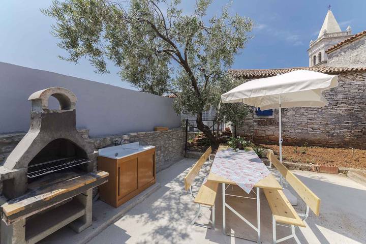 Ferienhaus für 5 Personen, mit Balkon und Garten in Pula-Medulin