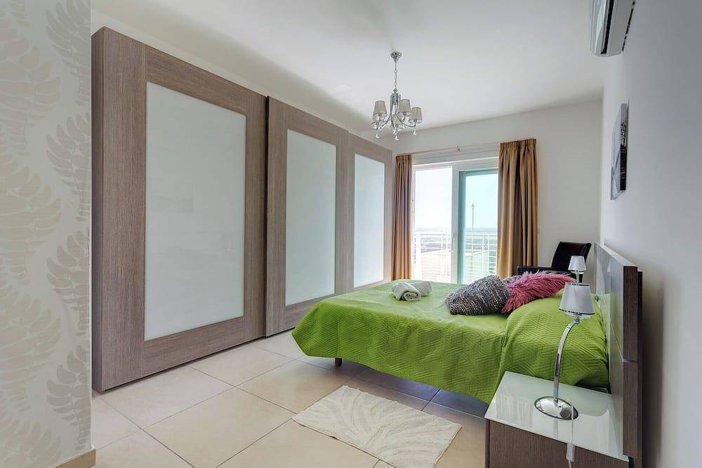 Ganze Wohnung, Fabulous Lux Apt inc Pool, Sliema Upmarket Area in Tas-Sliema, Insel Malta