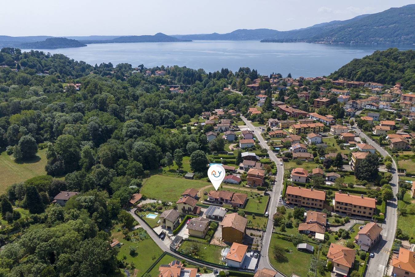 La Casa In Campagna 800m from lake in Ballarate, Comune di Leggiuno