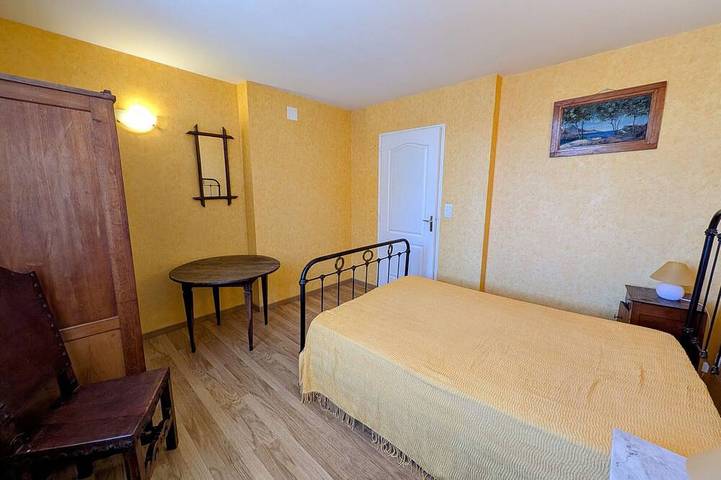 Gîte pour 4 personnes, avec jardin, animaux acceptés à La Roche-Morey - 3