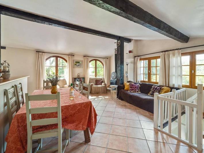 Location de vacances pour 4 personnes, avec jardin et sauna ainsi que piscine et terrasse à Touffailles - 3