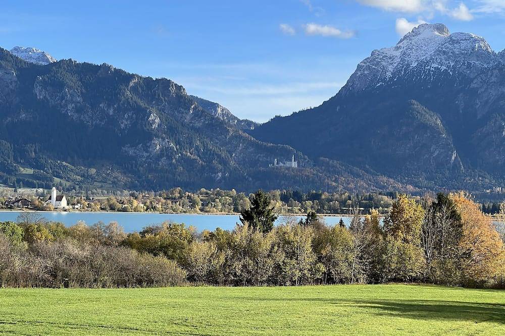 Ganze Wohnung, 72 qm Fewo 2-5 Pers. Königscard,Forggensee,Schloss Neuschwanstein, Skilift/Loipe in Roßhaupten, Bayerisch Schwaben