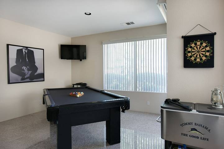 Vacation rental for 8 people, with pool and yard as well as hot tub, with pets in La Quinta (CA)