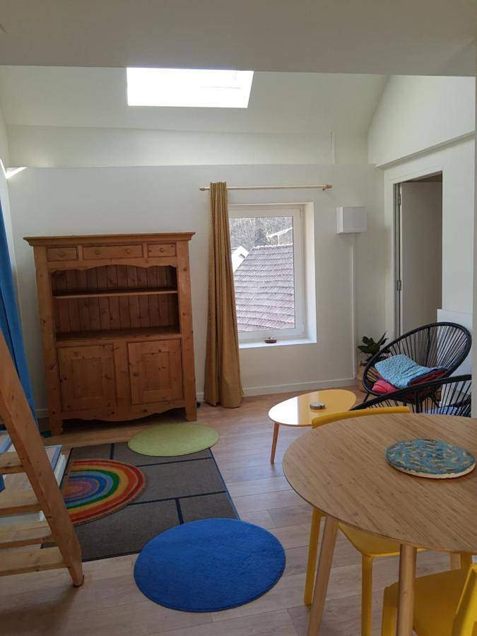 Gîte pour 2 personnes, avec Terrasse et Vue dans Auxelles-Haut
