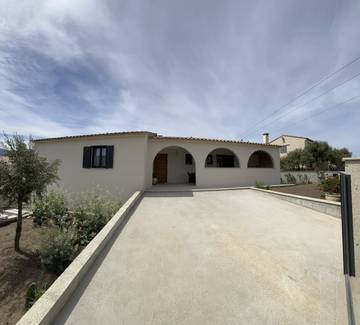 Cottage pour 4 personnes, avec terrasse à Belgodère