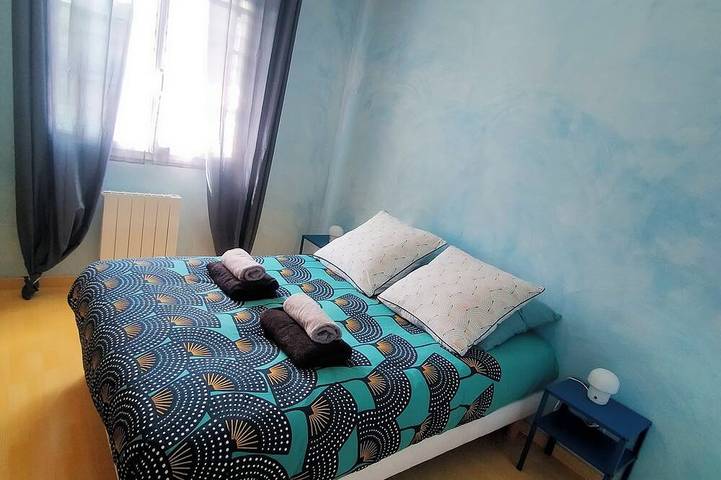 Location de vacances pour 4 personnes, avec jardin et terrasse ainsi que jacuzzi et piscine à Brach - 4