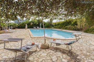 Bungalow für 2 Personen, mit Garten und Pool auf Sardinien