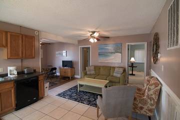Vacation Home for 28 Guests in Ocean City, Worcester County, Picture 1