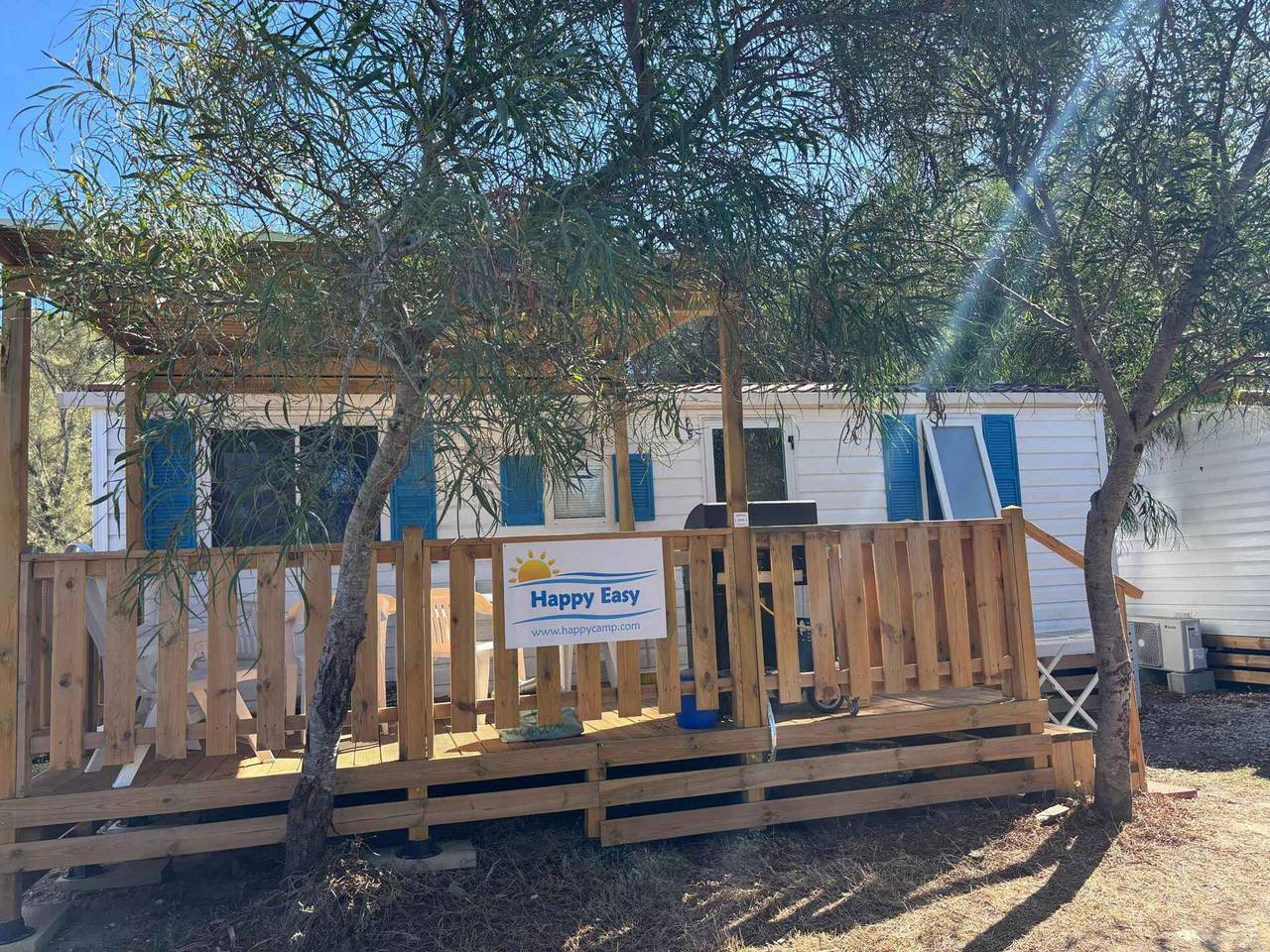 Mobilehome mit Klimaanlage, Terrasse und Pool  in Siniscola, Nuoro Provinz