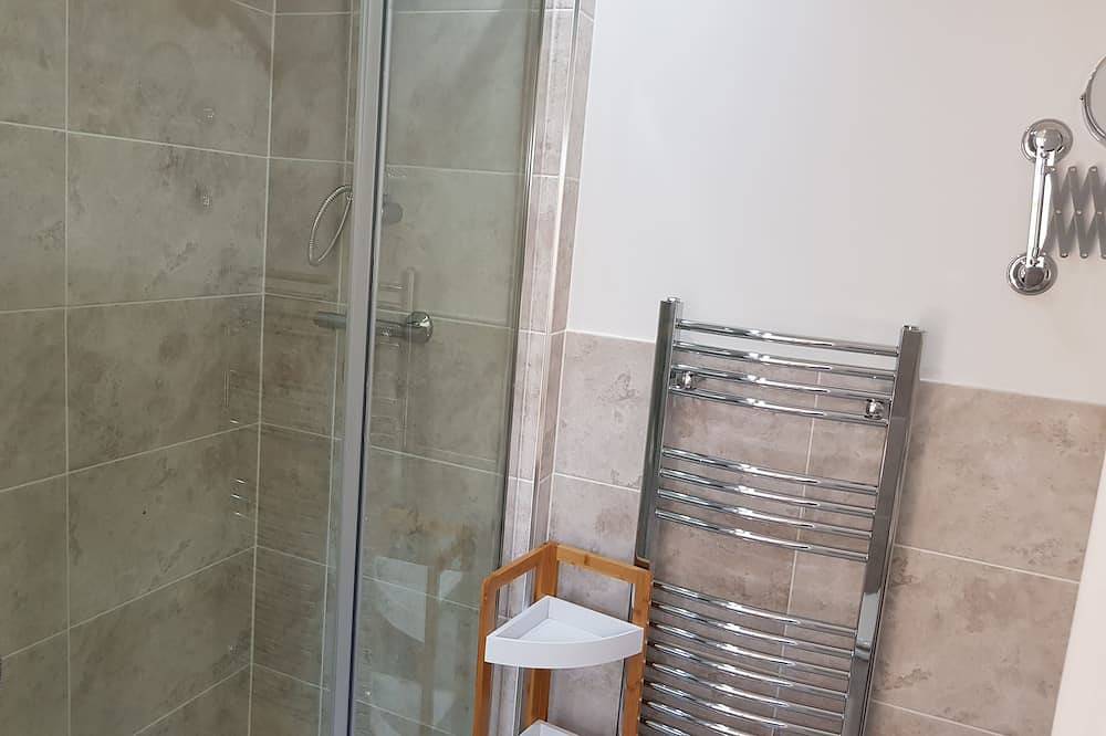 Entire apartment, Church View at the heart of Lindley in Huddersfield, West Yorkshire