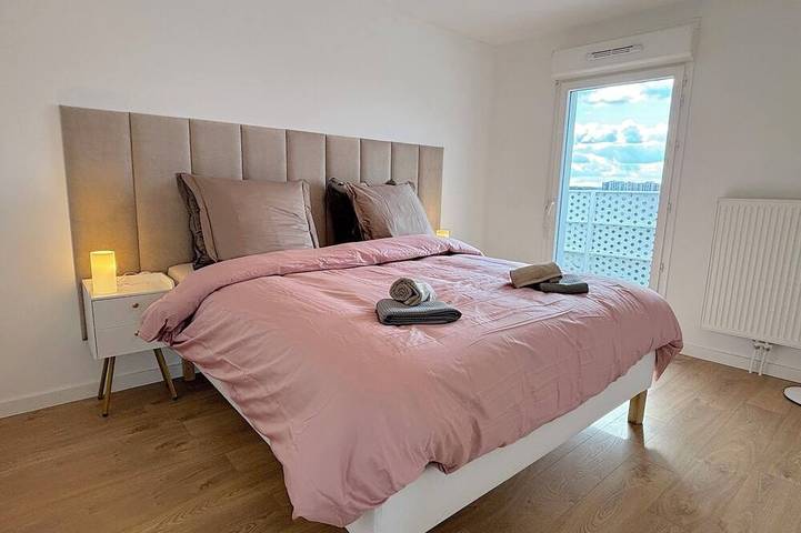 Appartement entier, Le Penthouse Pesaro L in Nanterre, Hauts-de-Seine