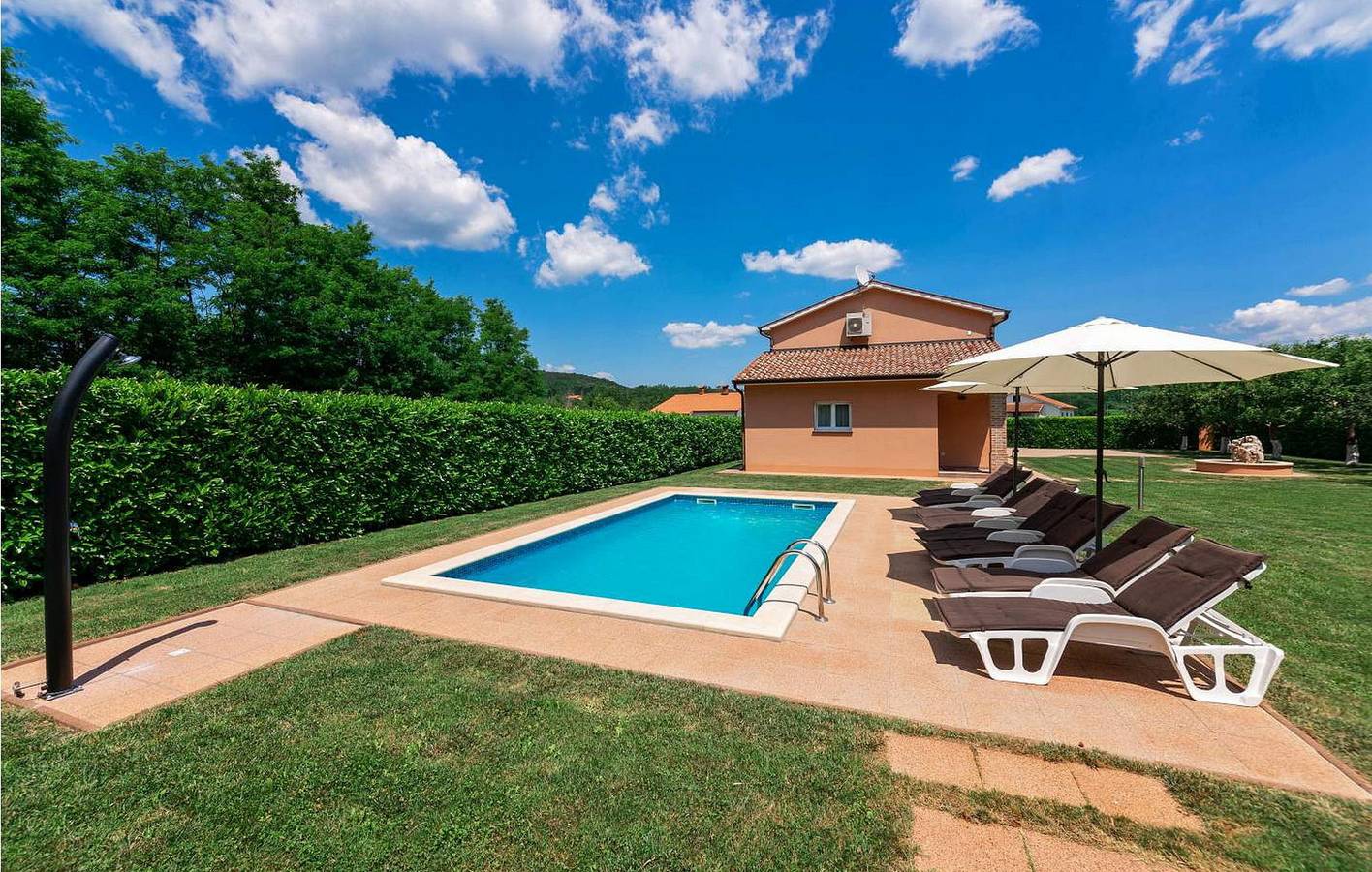 Ferienhaus für 8 Personen mit Garten in Skropeti, Zentralistrien