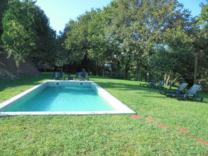 Maison de campagne pour 12 personnes, avec piscine ainsi que terrasse et jardin à Amarante - 4