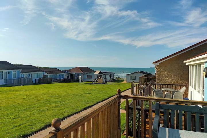 Holiday home for 4 people, with terrace in Westward Ho
